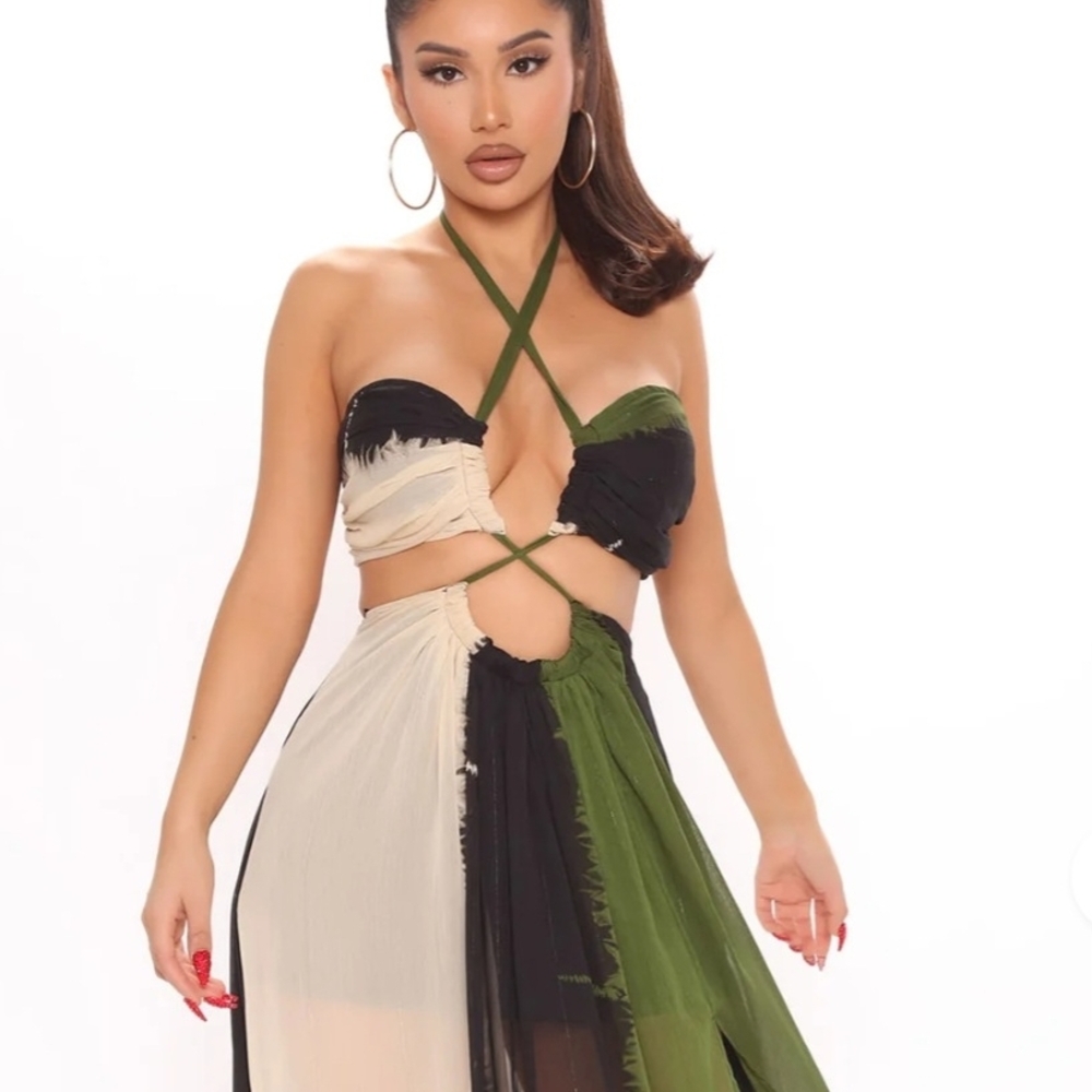 Fashion Nova Green and Black Halter Skirt Set